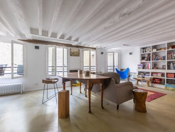 Paris Vacation Condo Two Bedroom
