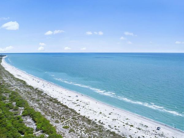 Sanibel Vacation Home Three Bedroom