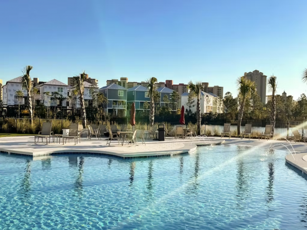 Luxury Four Bedroom Beach Home with Shared Pool Walk to Beach