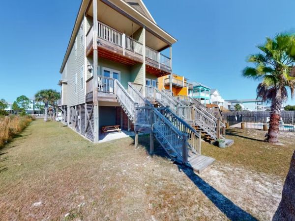 Gulf Shores Walk to Beach Four Bedroom Vacation Rental