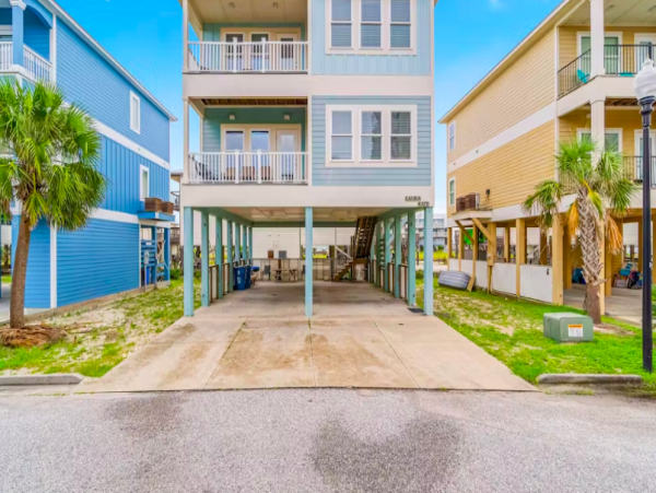 Spacious five bedroom home with community pool