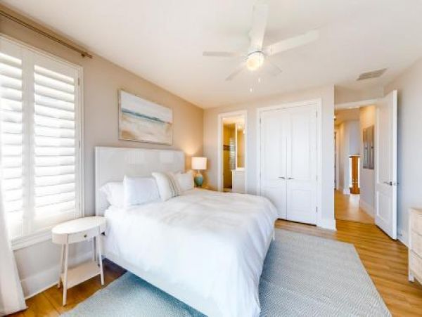 Hilton Head Oceanfront Vacation Rental - Luxury 6-Bedroom Beach House with Pool & Decks