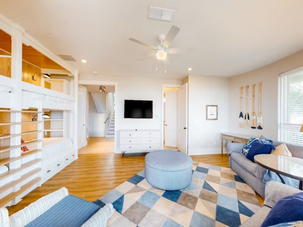 Hilton Head Oceanfront Vacation Rental - Luxury 6-Bedroom Beach House with Pool & Decks