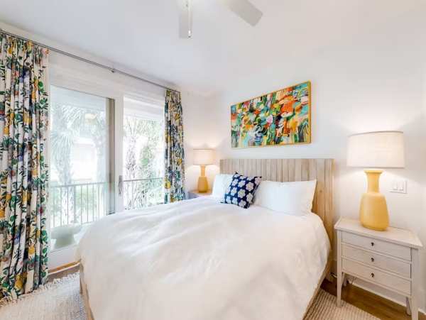 Hilton Head Oceanfront Vacation Rental - Luxury 6-Bedroom Beach House with Pool & Decks