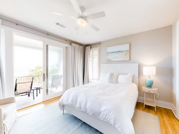 Hilton Head Oceanfront Vacation Rental - Luxury 6-Bedroom Beach House with Pool & Decks