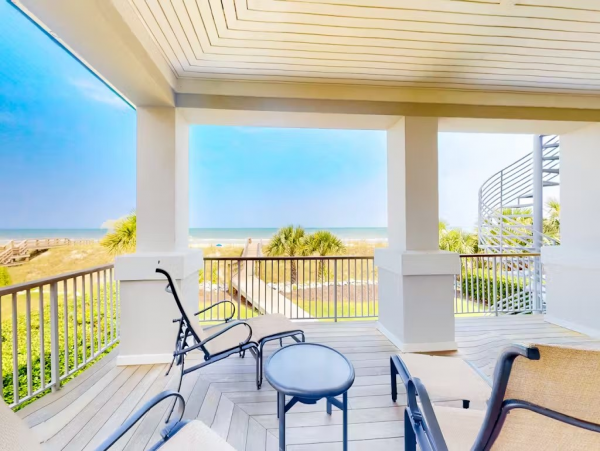Hilton Head Oceanfront Vacation Rental - Luxury 6-Bedroom Beach House with Pool & Decks