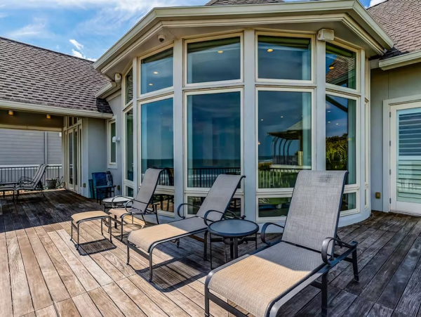 Hilton Head Oceanfront Vacation Rental - Luxury 6-Bedroom Beach House with Pool & Decks