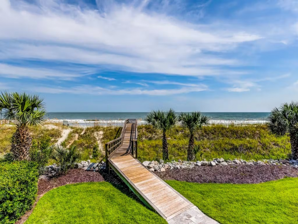 Hilton Head Oceanfront Vacation Rental - Luxury 6-Bedroom Beach House with Pool & Decks