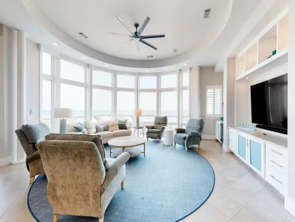 Hilton Head Oceanfront Vacation Rental - Luxury 6-Bedroom Beach House with Pool & Decks