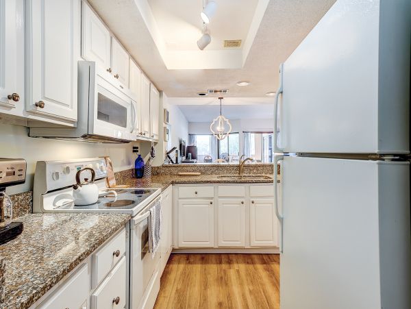 Coastal Condo in Hilton Head Harbour Retreat