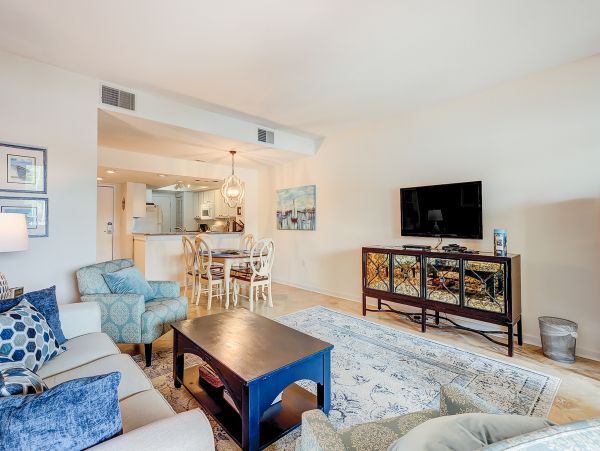 Coastal Condo in Hilton Head Harbour Retreat