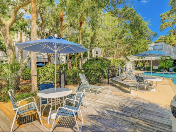 Hilton Head Charmer Three Bedrooms Sleeps Eight