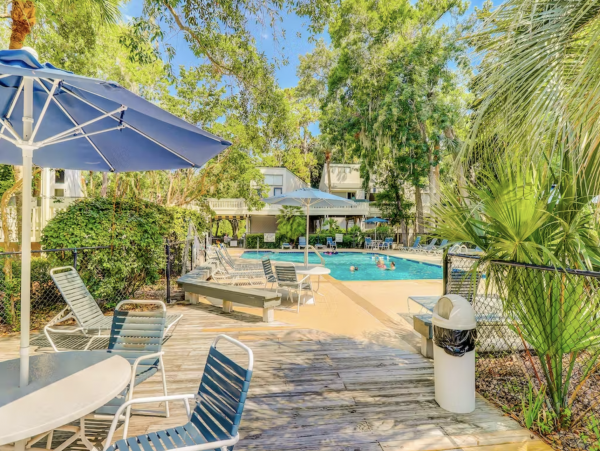 Hilton Head Charmer Three Bedrooms Sleeps Eight