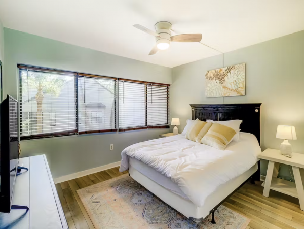 Hilton Head Charmer Three Bedrooms Sleeps Eight