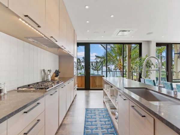 Luxurious Vacation Condo in Maui with Private Hot Tub