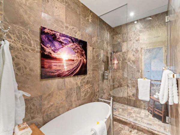 Luxurious Vacation Condo in Maui with Private Hot Tub