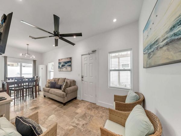Miramar Beach Vacation Home Five Bedroom Walk to Beach