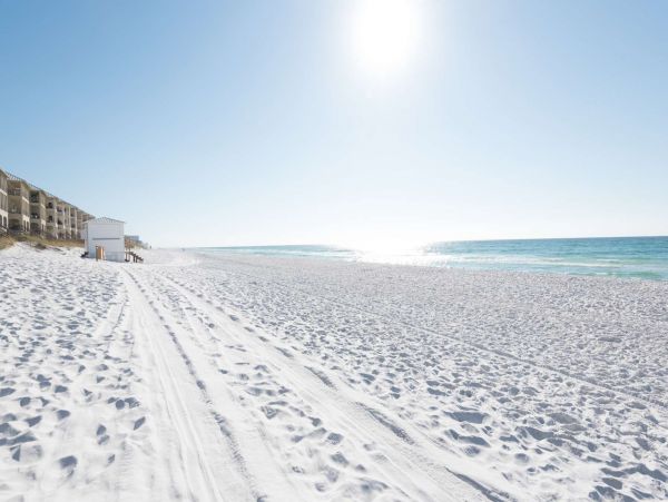 Miramar Beach Vacation Home Five Bedroom Walk to Beach