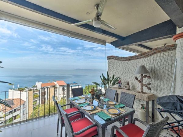 Lovely 2 Bedroom Condo in Puerto Vallarta