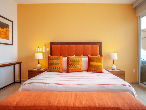 Puerto Vallarta 2 Bed/2.5 Bath Oasis with Pool & Spectacular Bay Views