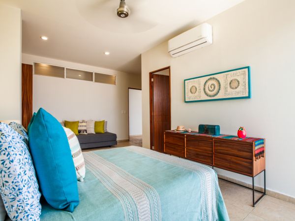 Puerto Vallarta 2 Bed/2.5 Bath Oasis with Pool & Spectacular Bay Views