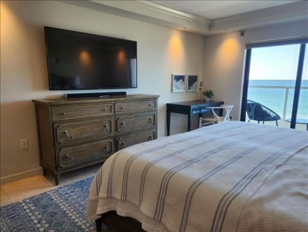 Longboat Key Condo with Great Views of The Gulf of Mexico