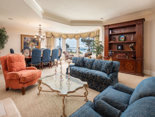 Ocean View Six Bedroom Rental Home in Pacific Beach