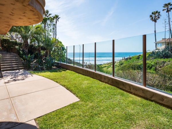 Ocean View Six Bedroom Rental Home in Pacific Beach
