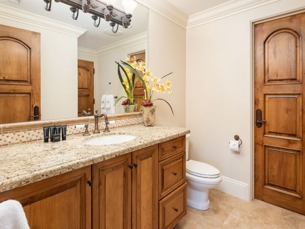 Ocean View Six Bedroom Rental Home in Pacific Beach