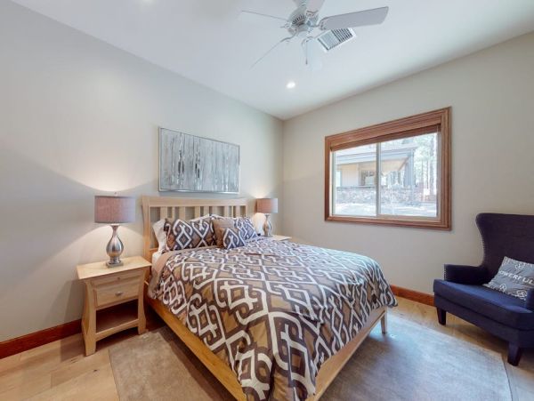 Flagstaff Vacation Rental - Luxury Golf Course Estate