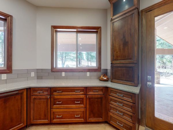 Flagstaff Vacation Rental - Luxury Golf Course Estate