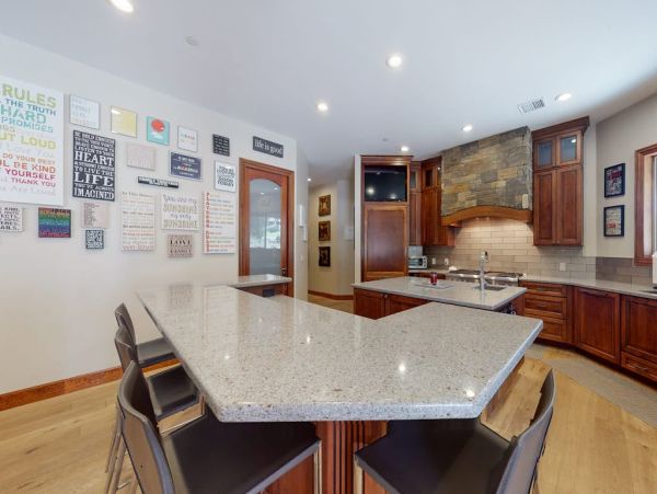 Flagstaff Vacation Rental - Luxury Golf Course Estate