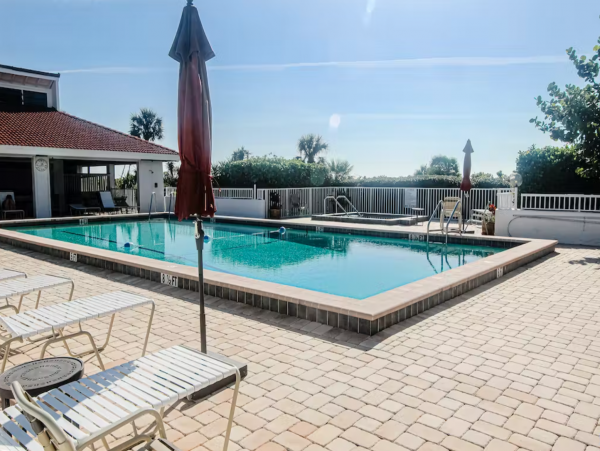 Gulf View 2nd Floor Beachfront Rental