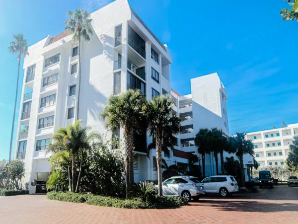 Gulf View 2nd Floor Beachfront Rental