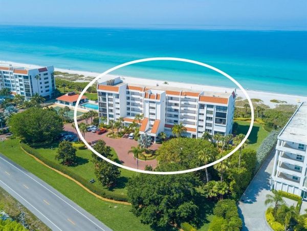 Gulf View 2nd Floor Beachfront Rental