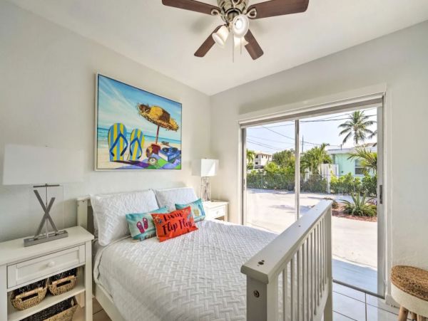 Canal Front Four Bedroom Vacation Home in Key Largo with Dock