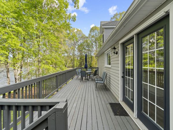 Waterfront Home with 3 Bedrooms & Private Dock in Lake Norman