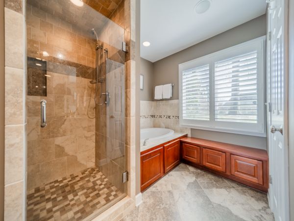 Lake Norman 5 Bedroom Home with Lake View