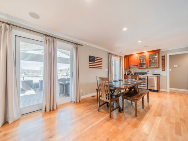 Lake Norman 5 Bedroom Home with Lake View