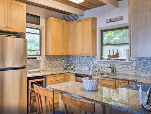 Wading River Vacation Home Three Bedroom On Beach
