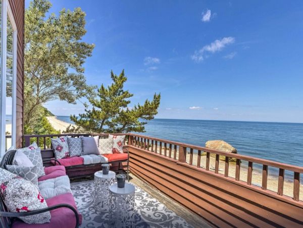 Wading River Vacation Home Three Bedroom On Beach