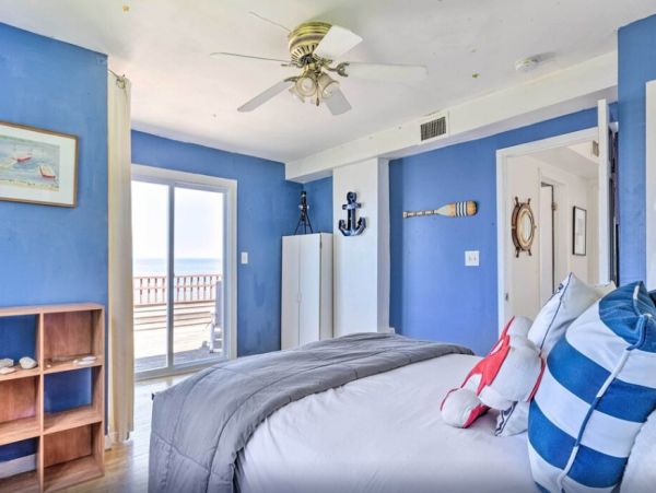 Wading River Vacation Home Three Bedroom On Beach