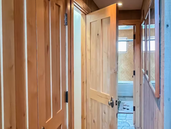 4 Bedroom + Loft Vacation Home in Jackson with Hot Tub