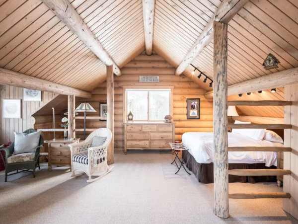 4 Bedroom + Loft Vacation Home in Jackson with Hot Tub