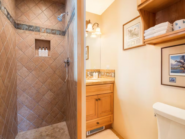 4 Bedroom + Loft Vacation Home in Jackson with Hot Tub