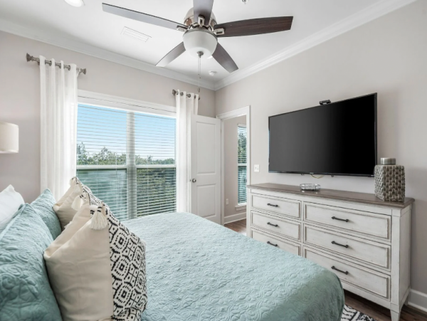 Beautiful Four Bedroom Vacation Home in Miramar Beach Sleeps 12 Guests