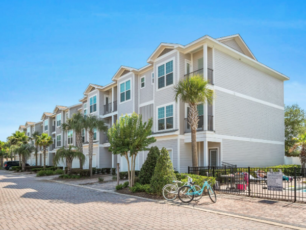 Beautiful Four Bedroom Vacation Home in Miramar Beach Sleeps 12 Guests