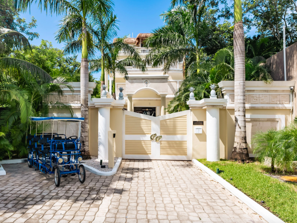 An Exclusive Oceanfront Escape in Cozumel's Marine Park