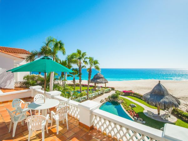 Beachfront 3 Bedroom Luxury Vacation Rental in Los Cabos