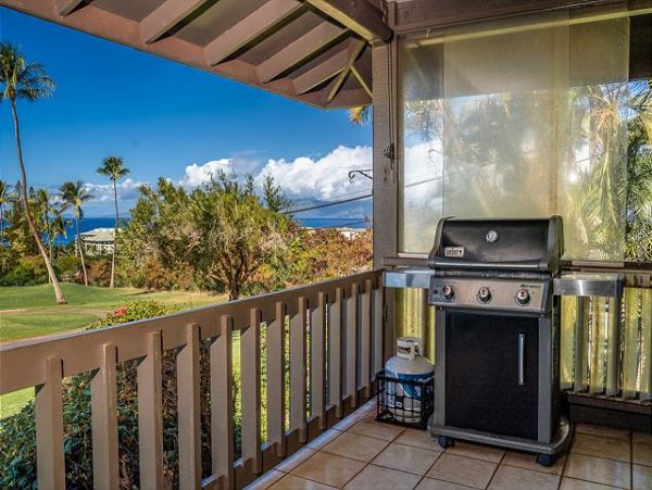Kaanapali Vacation Condo Three Bedroom Walk to Beach